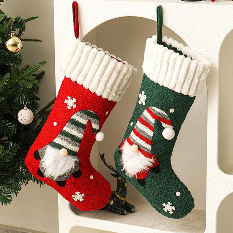 Nieuwe pluche kerstsokversieri - Christmas Stocking Hanging recensie en prijs